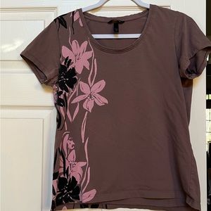 Woman’s Soma t shirt